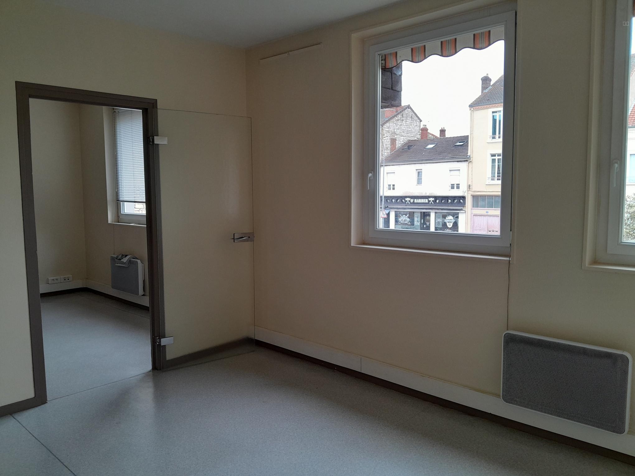 Bien immobilier à louer à Chalon sur saone, 160 m² – photo 1 sur 13