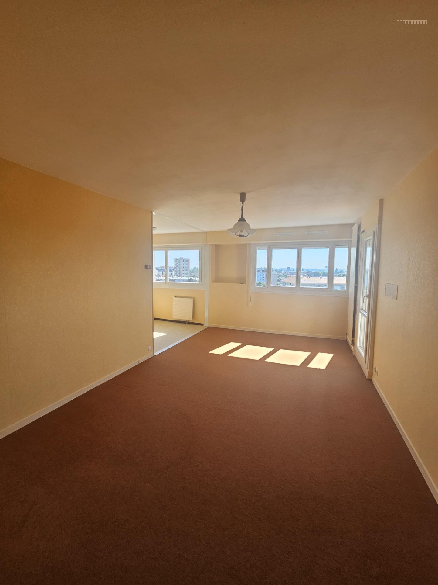 Appartement à vendre à Chalon sur saone, 1 489 m², 5 pièces – photo 3 sur 14
