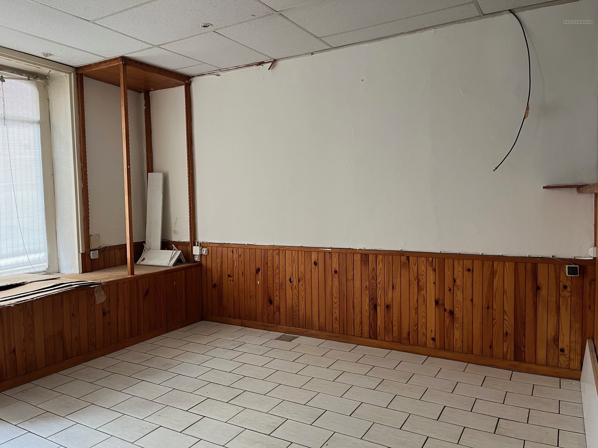 Local commercial à louer à Chalon sur saone, 33,87 m² – photo 1 sur 3