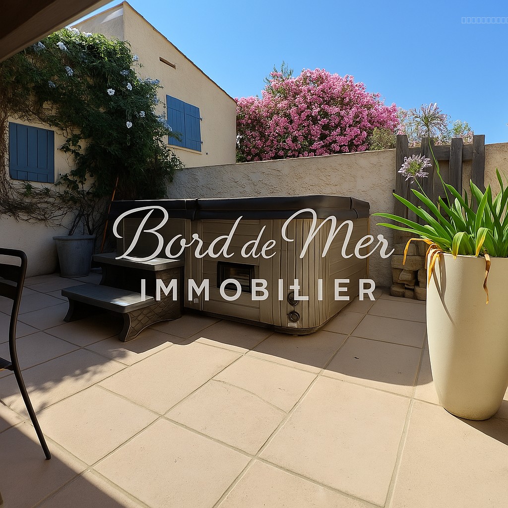 Maison à vendre à Frontignan, 350 m², 3 pièces – photo 1 sur 12