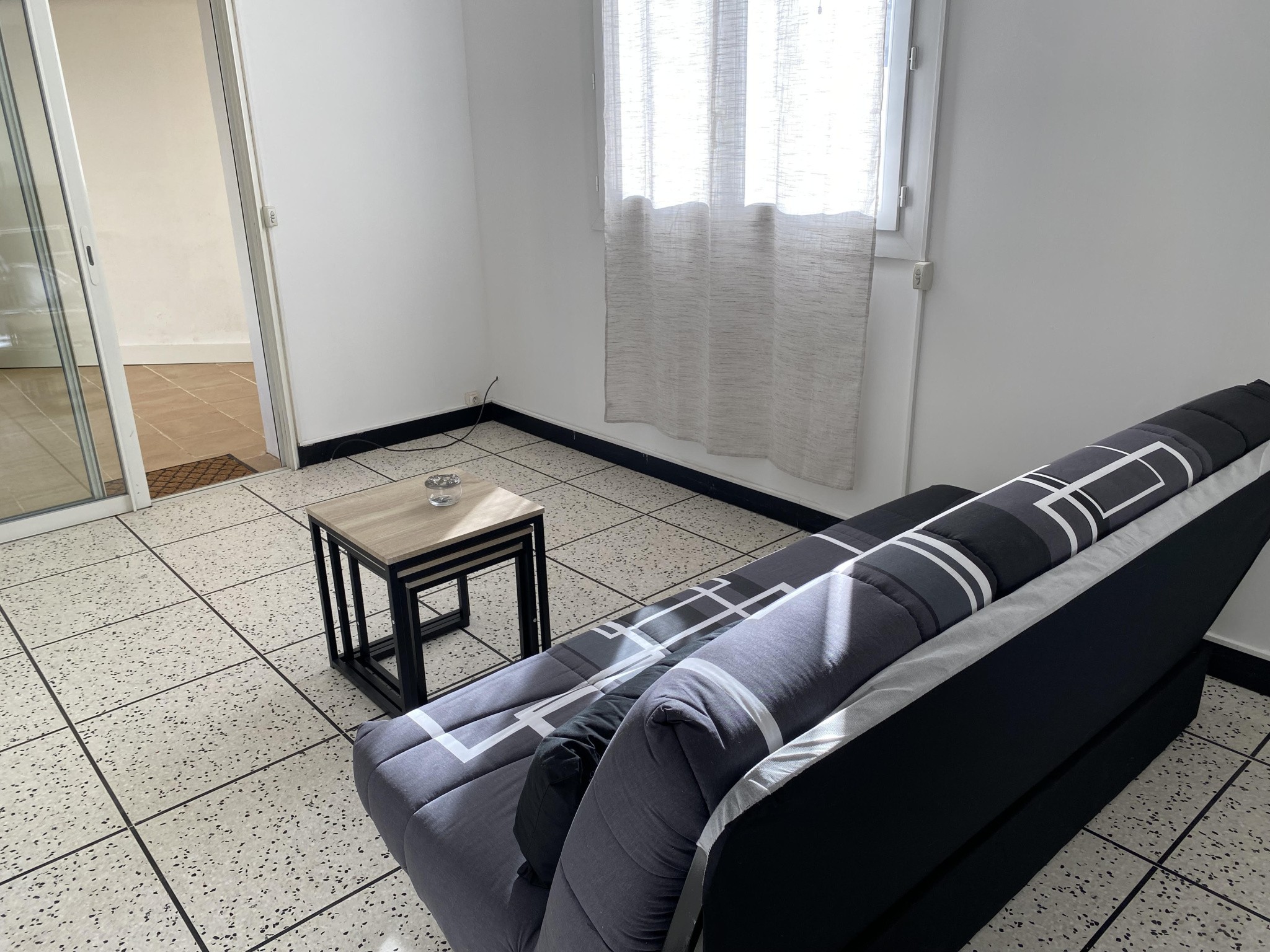 À louer à l’année   Jolie maison meublée T3 avec jardin au cœur de Frontignan — photo 8