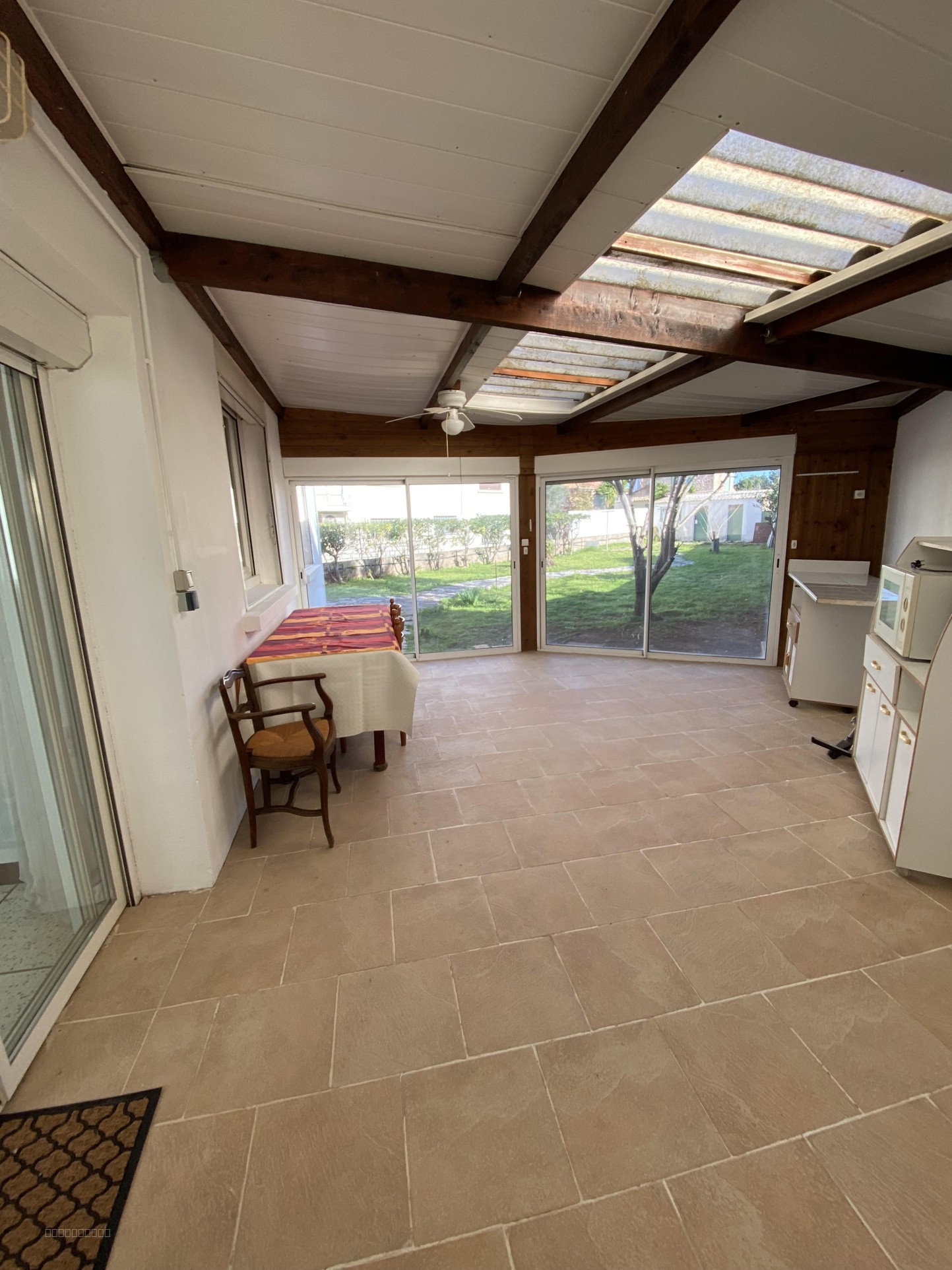 À louer à l’année   Jolie maison meublée T3 avec jardin au cœur de Frontignan — photo 10