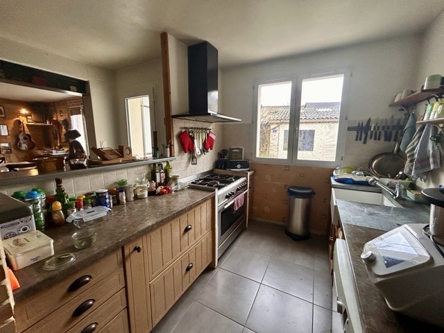 Maison à vendre à Benet, 413 m², 5 pièces – photo 3 sur 6