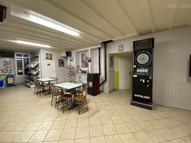 Immeuble à vendre à Maille, 75,6 m² – photo 3 sur 6