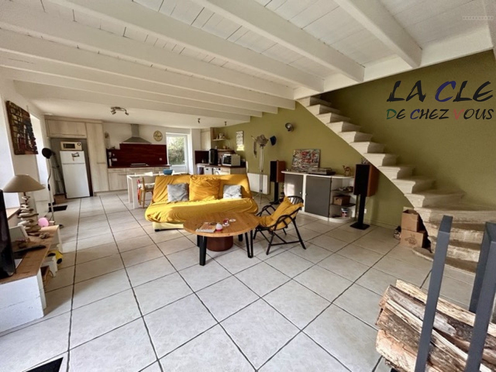 Maison à vendre à Doeuil sur le mignon, 1 455 m², 3 pièces – photo 3 sur 6