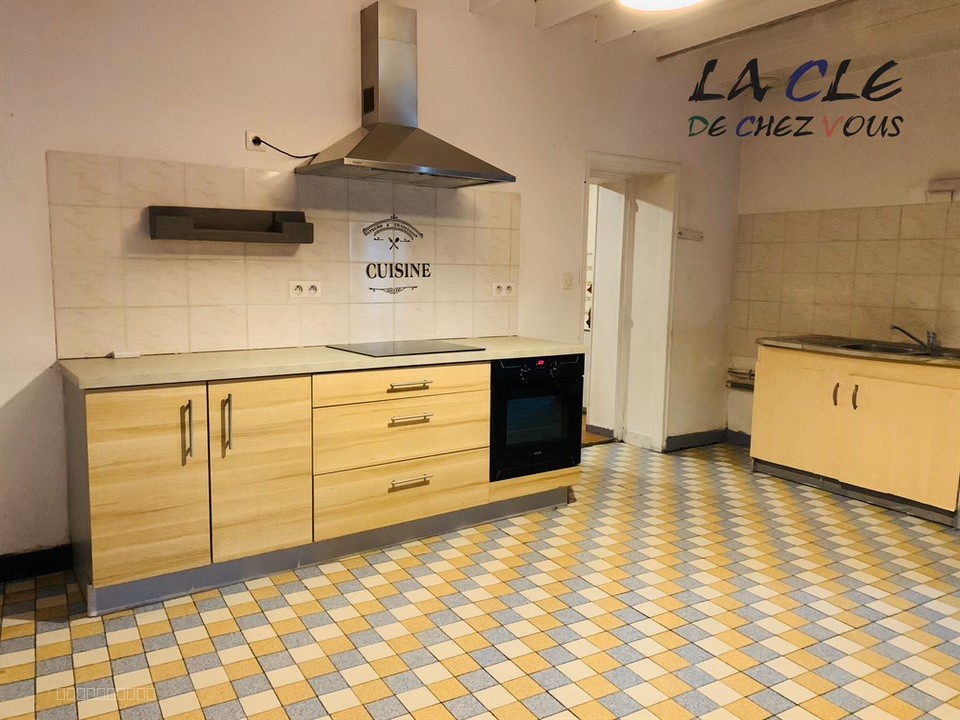 Maison à vendre à Nieul sur l autise, 630 m², 5 pièces – photo 2 sur 6