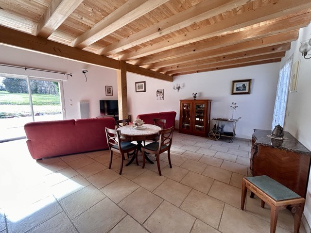 Maison à vendre à Le vanneau irleau, 2 915 m², 9 pièces – photo 3 sur 6