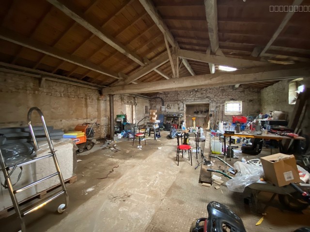 MAISON ANCIENNE A FINIR DE RENOVER — photo 5