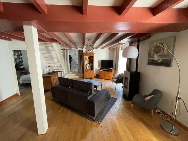 Immeuble à vendre à Benet, 711 m², 12 pièces – photo 3 sur 6