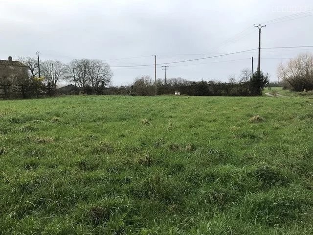 Terrain à vendre à Foussais payre, 1 634 m² – photo 3 sur 3