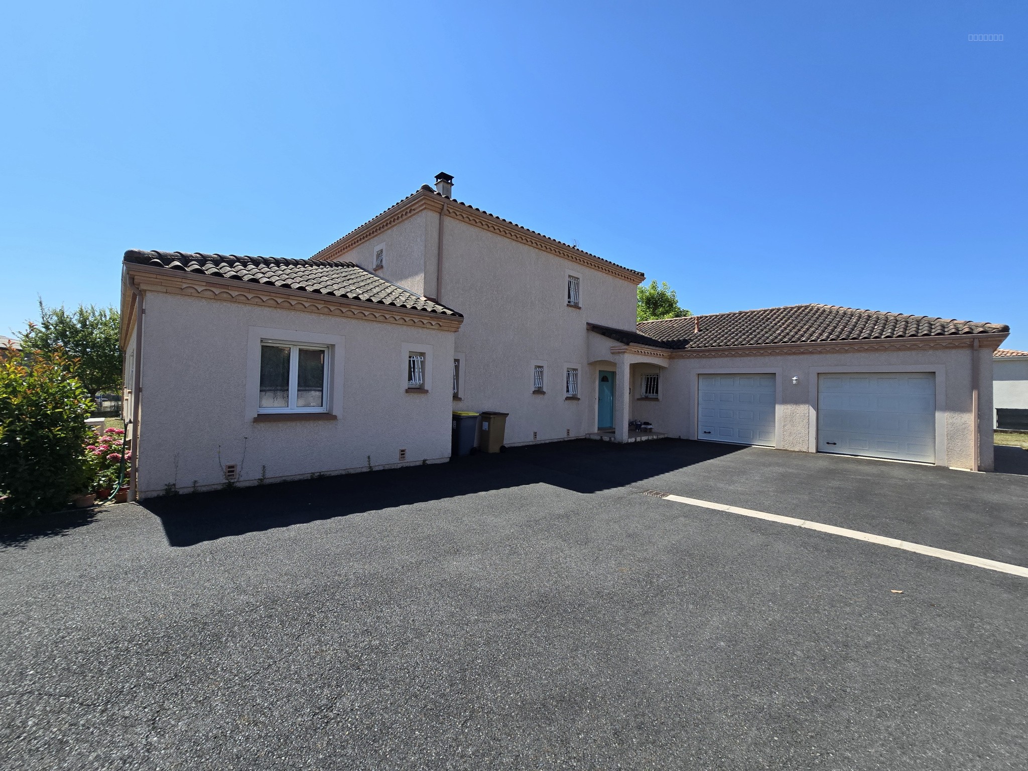 Grande maison familiale — photo 1
