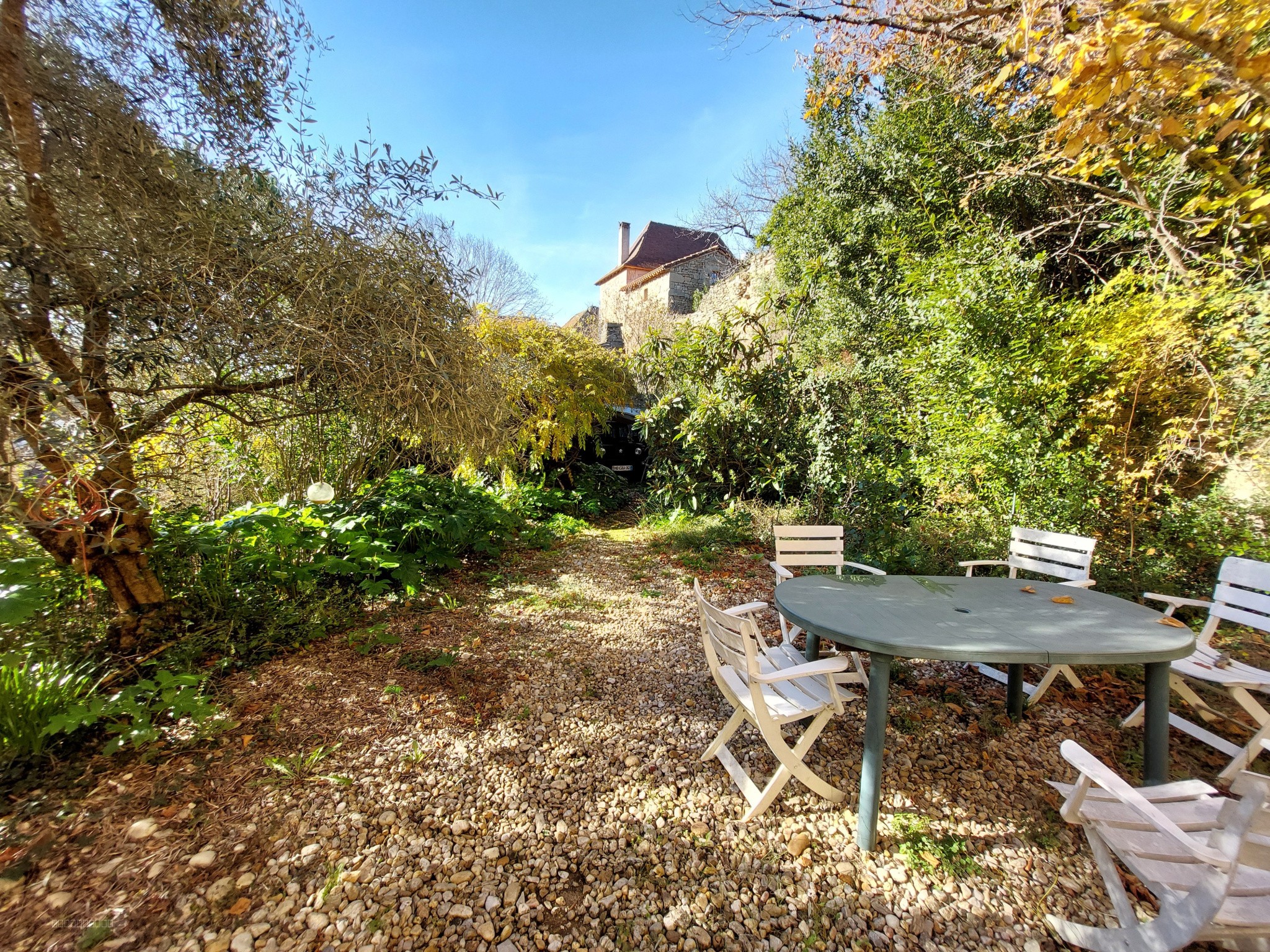 À Vendre Maison en Pierre du XVème siècle de 207 m — photo 8