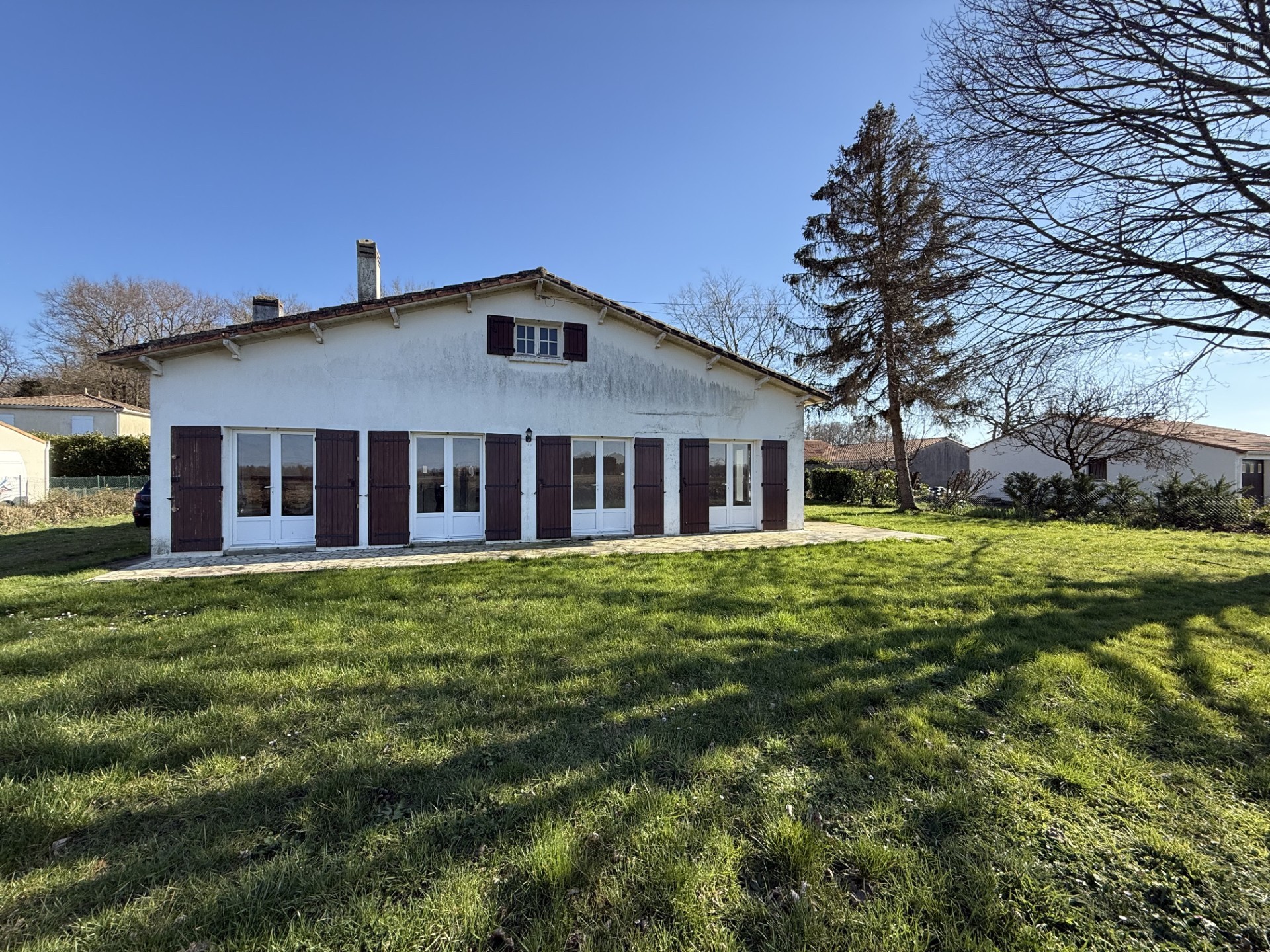 Maison à vendre à Saujon, 85 m², 3 pièces – photo 1 sur 14
