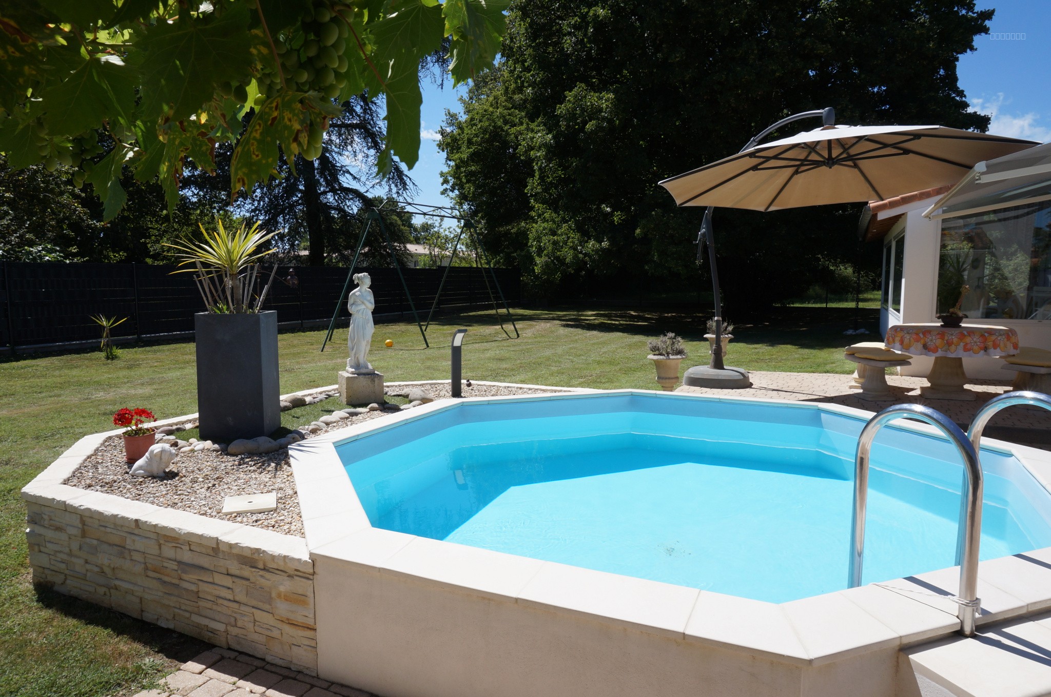 Maison à vendre à Saujon, 150 m², 6 pièces – photo 1 sur 16