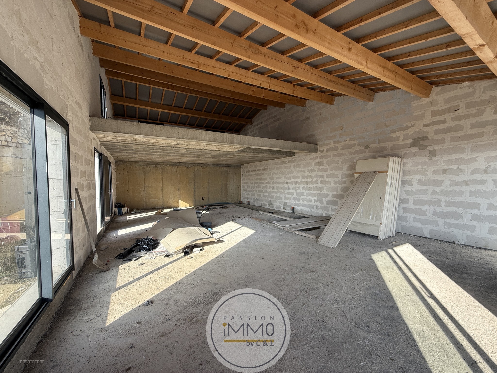 Maison à vendre à Upaix, 141 m², 1 pièce – photo 2 sur 5