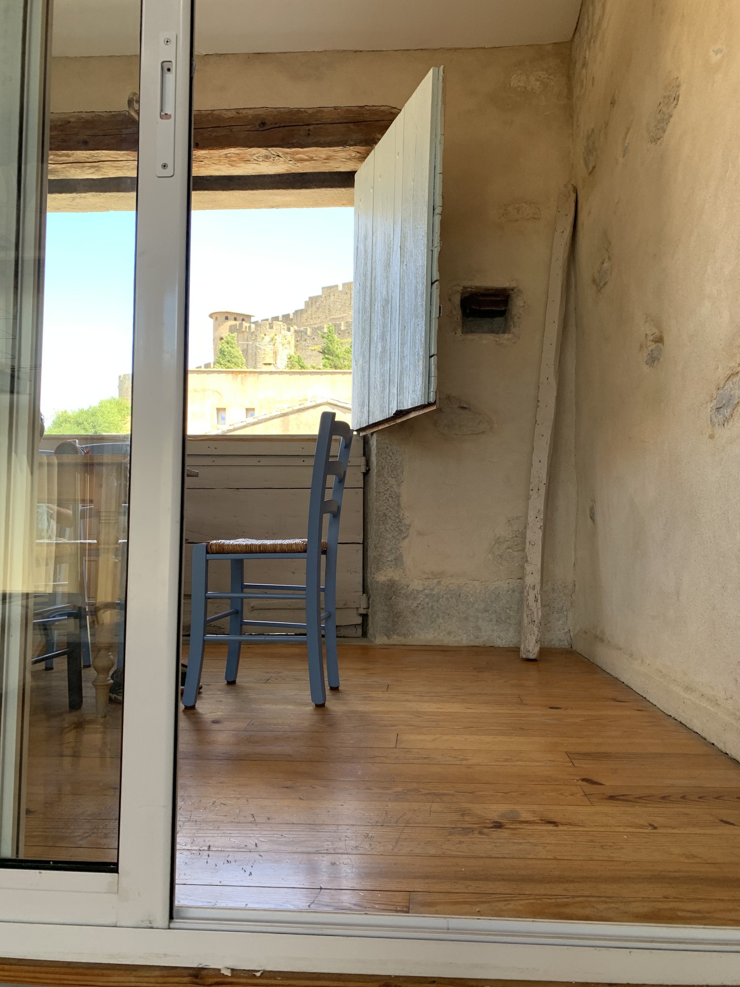 Au pied des remparts magnifique maison divisée en 3 logements avec garage — photo 12