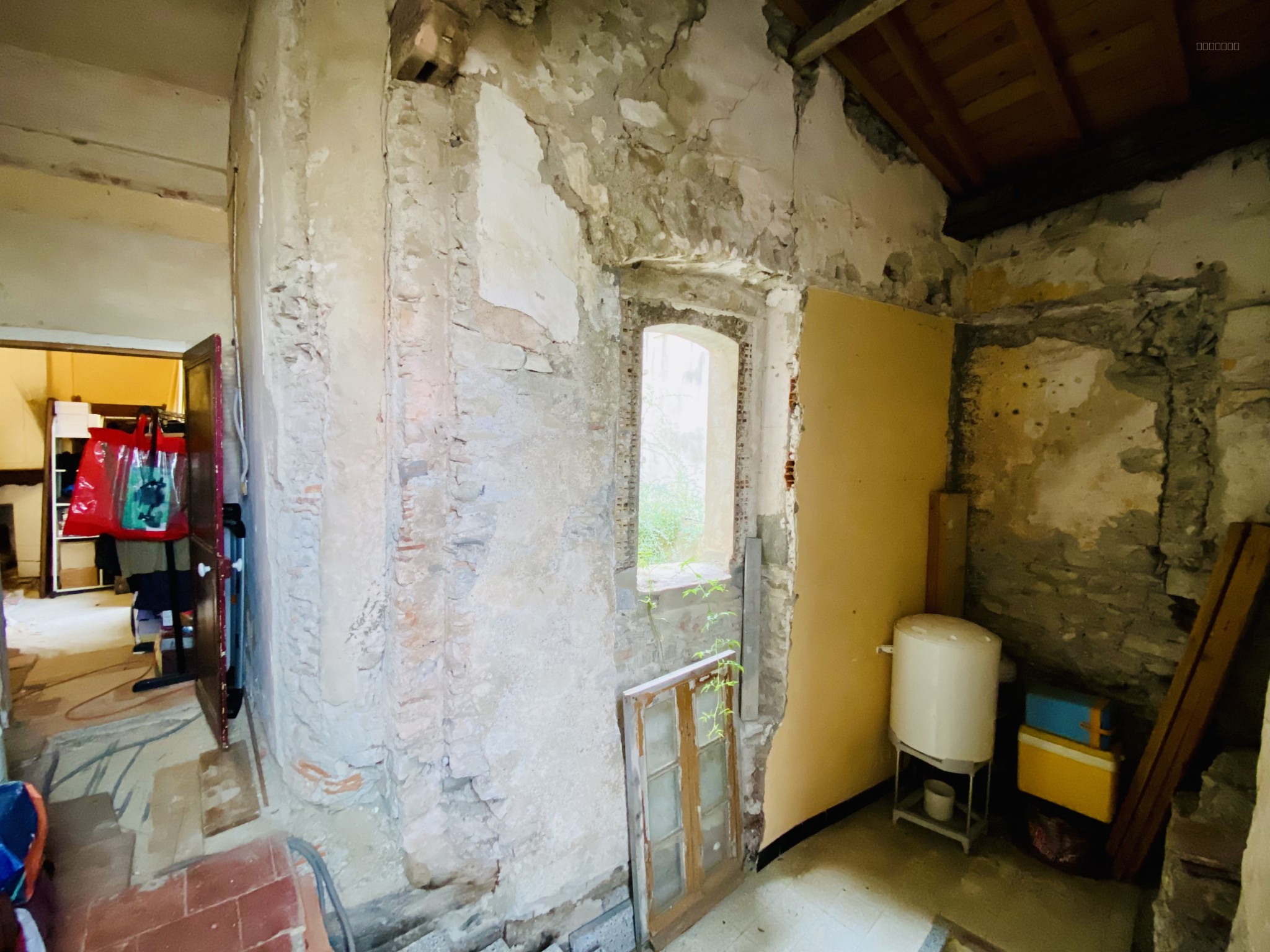 Conques-sur-Orbiel: maison de village de 207 m2 avec cours et jardinet — photo 15