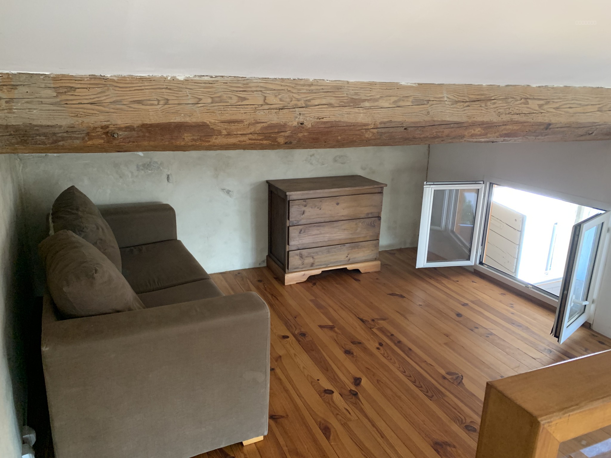 Au pied des remparts magnifique maison divisée en 3 logements avec garage — photo 5