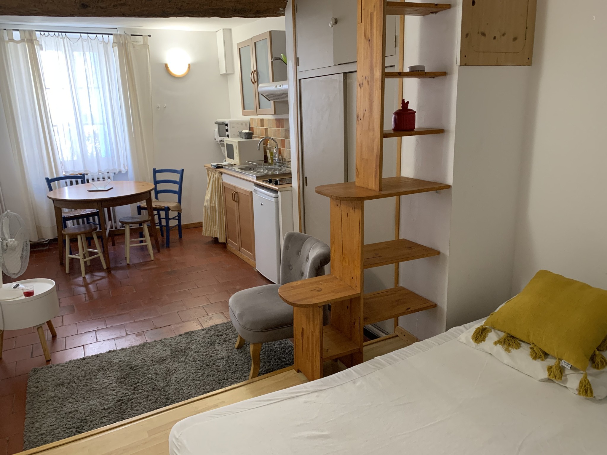 Au pied des remparts magnifique maison divisée en 3 logements avec garage — photo 19