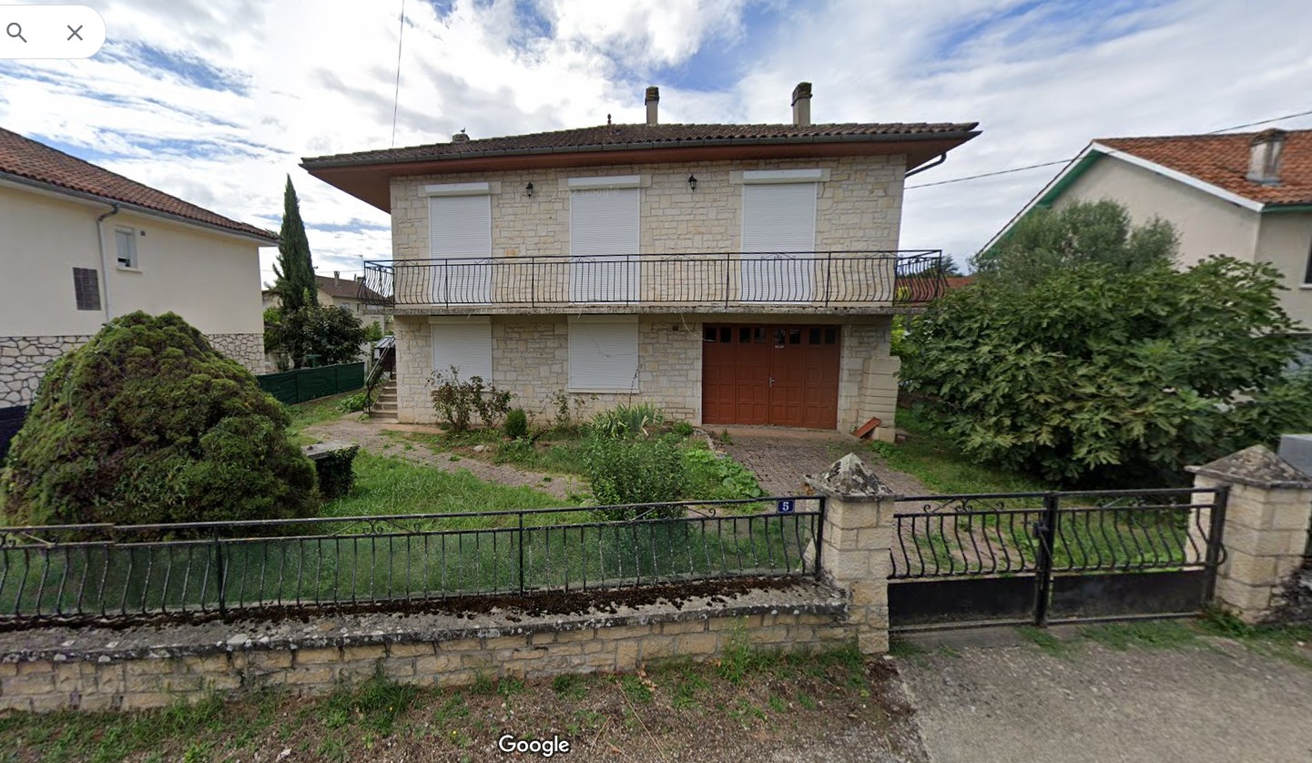 Maison à vendre à Souillac, 21,5 m², 7 pièces – photo 1 sur 6
