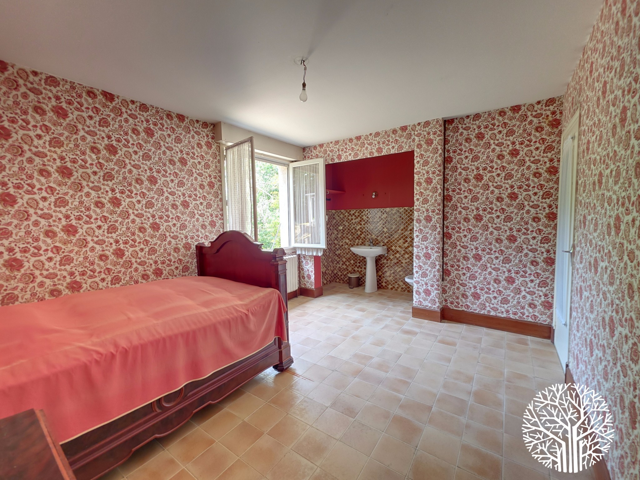 DEMEURE  D'EXCEPTION AVEC 6000 M2 DE TERRAIN — photo 13