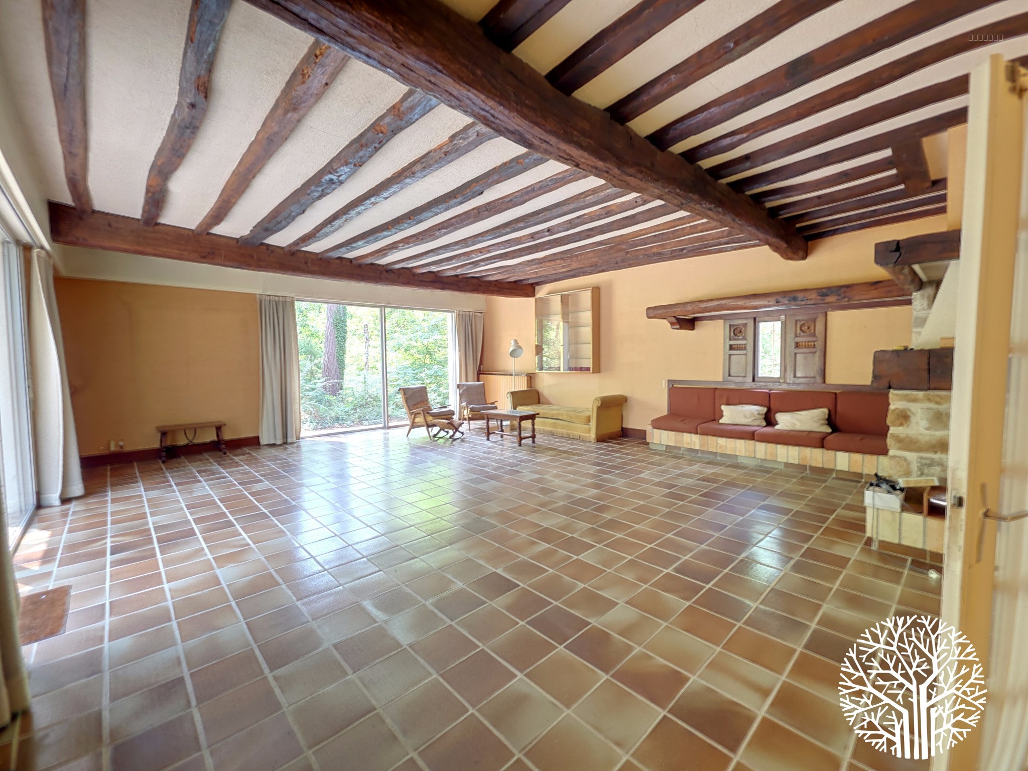 DEMEURE  D'EXCEPTION AVEC 6000 M2 DE TERRAIN — photo 9
