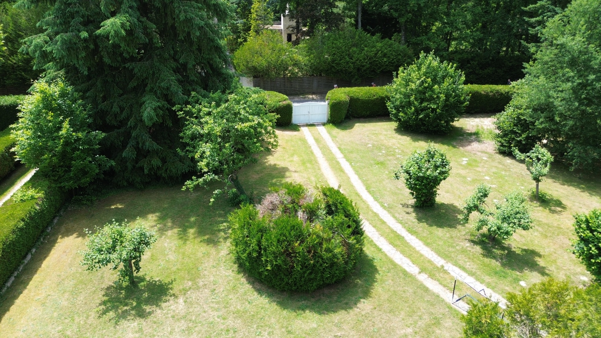 Maison à vendre à Noisy sur ecole, 18,6 m², 7 pièces – photo 2 sur 20