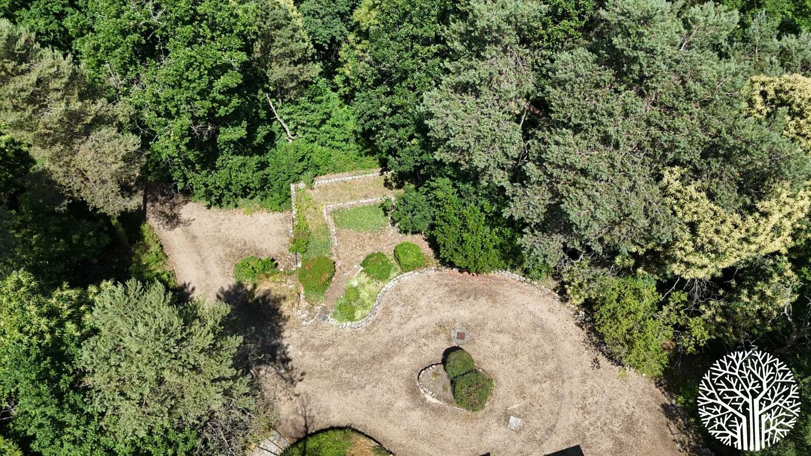 DEMEURE  D'EXCEPTION AVEC 6000 M2 DE TERRAIN — photo 5