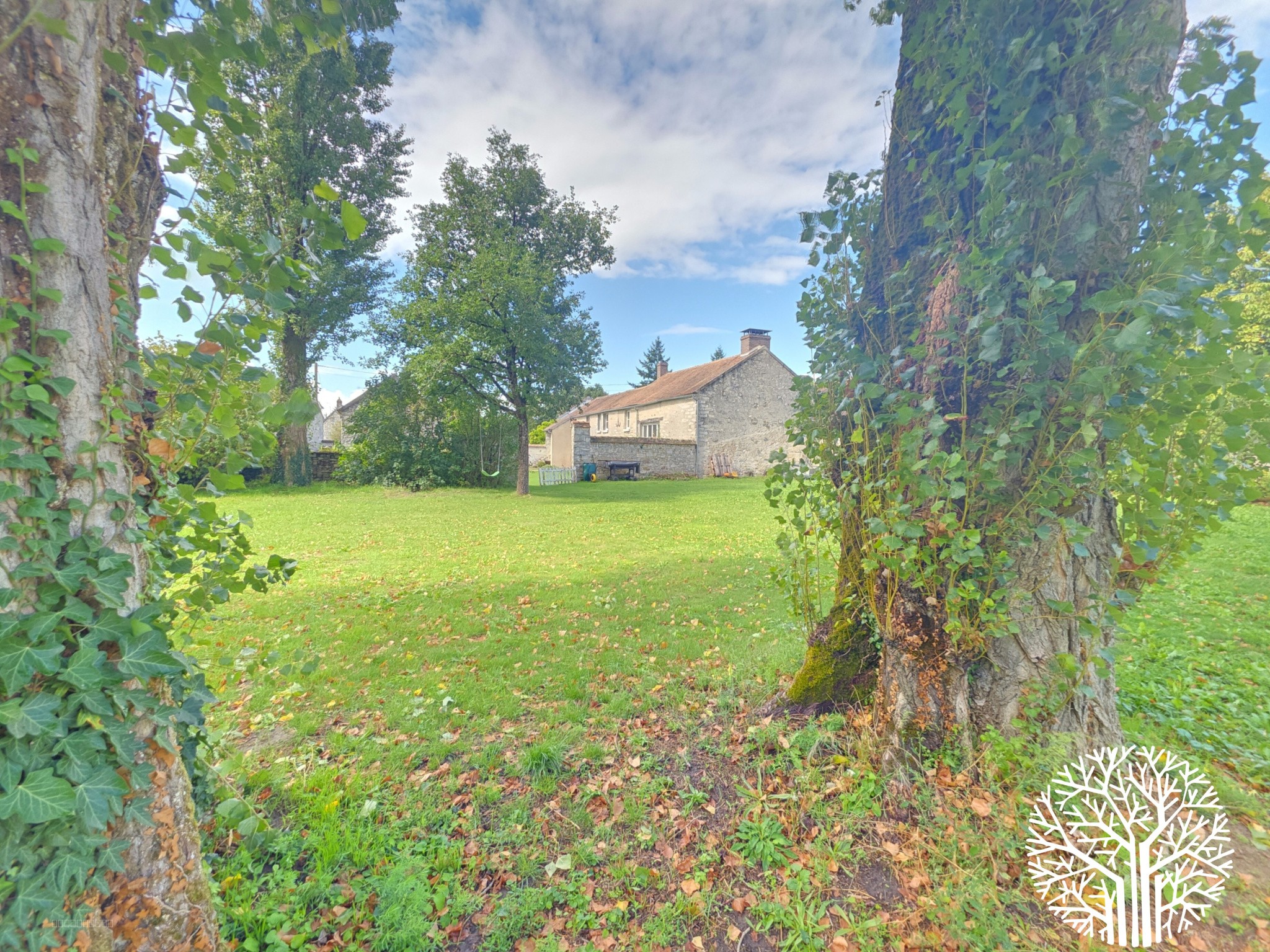 LUXUEUSE LONGÈRE DU XVIIIe SIÈCLE - 1 HECTARE AUX PORTES DE FONTAINEBLEAU — photo 20