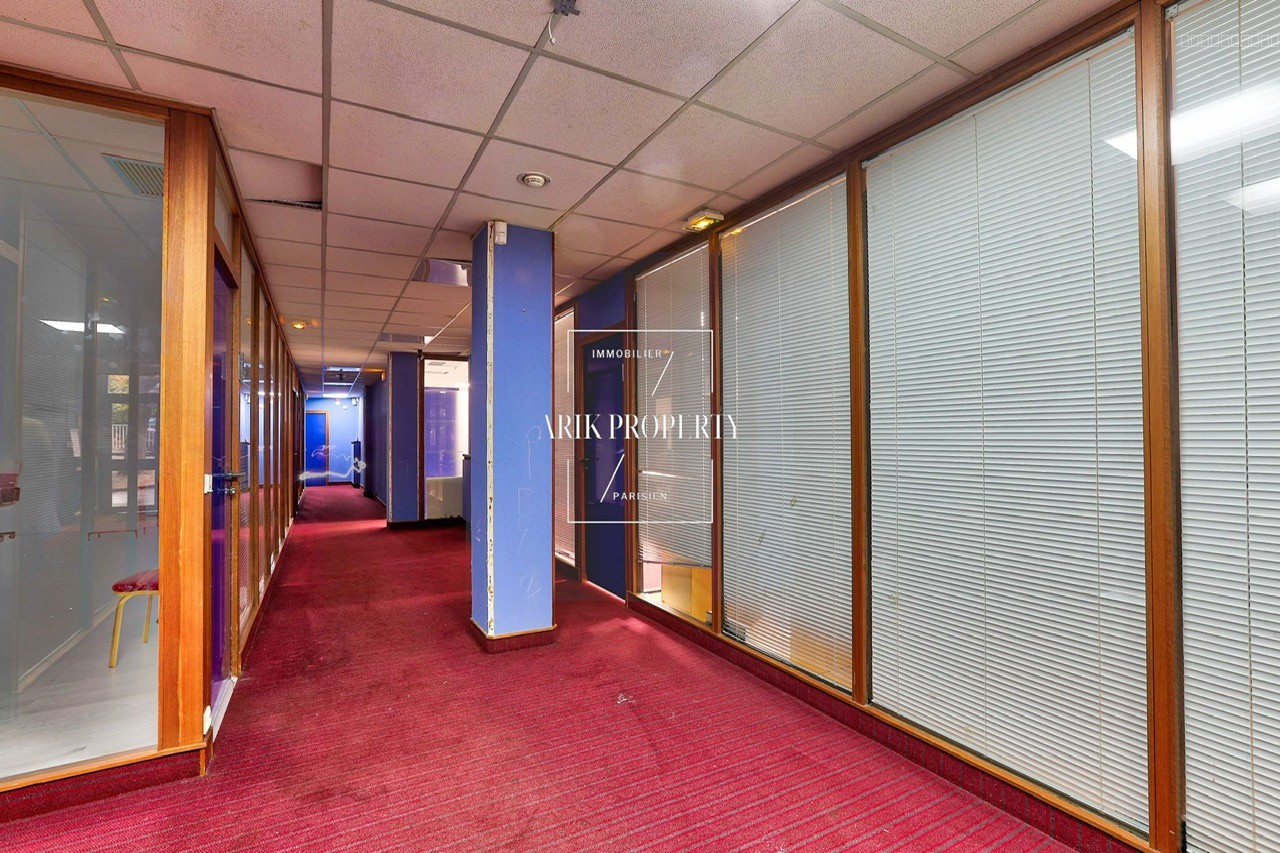 A Louer - Bureau 80m2 - Charenton Le Pont — photo 3