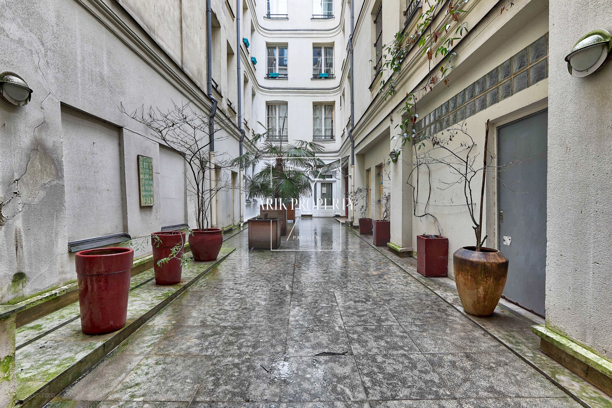 APPARTEMENT 2 PIECES DE 53 M2 - RUE SAINT-DENIS — photo 12