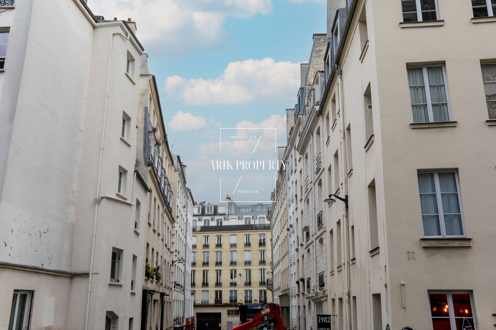 APPARTEMENT 2 PIECES DE 53 M2 - RUE SAINT-DENIS — photo 4