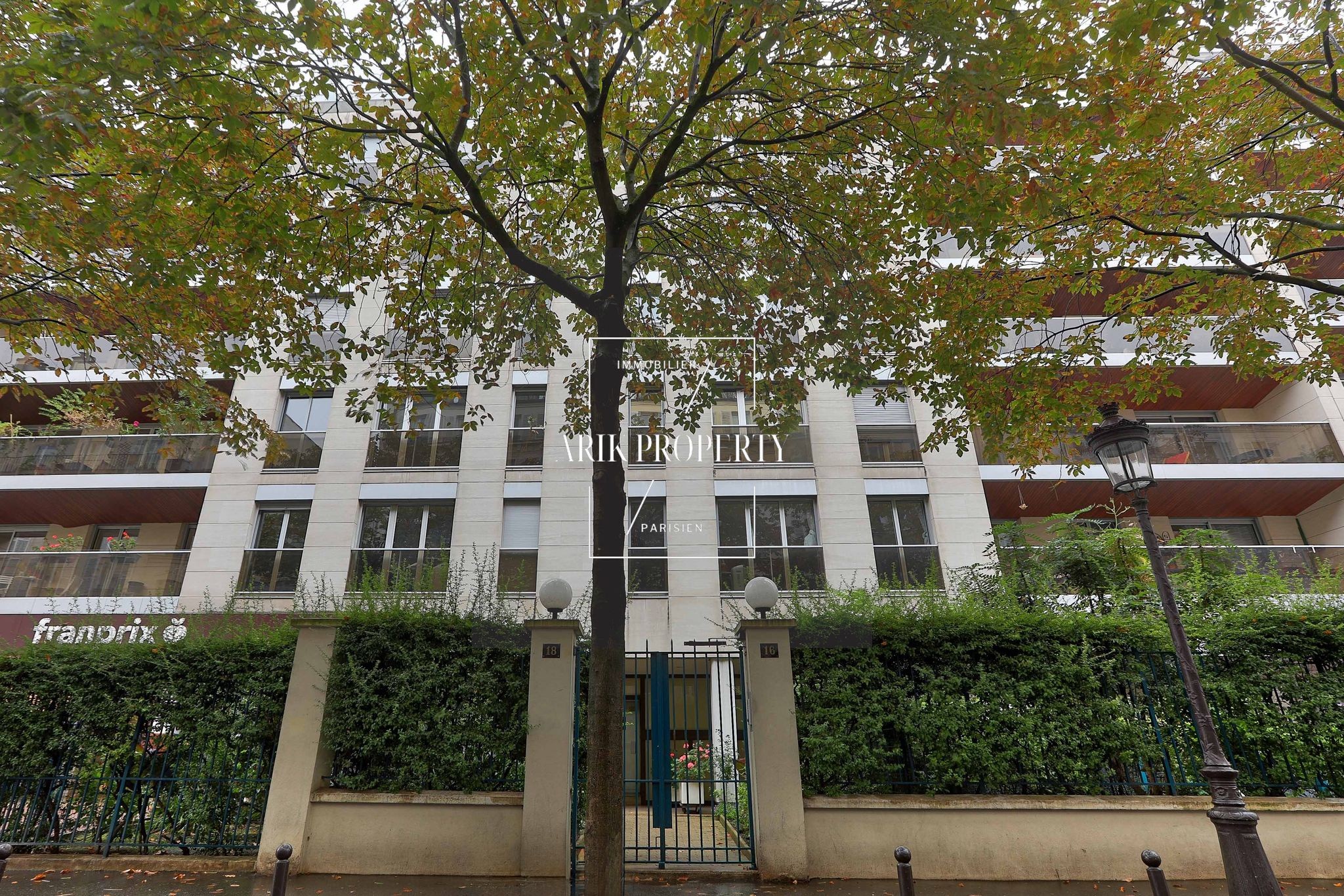 Appartement 2 pièces rue Bouchardon avec ascenseur — photo 12