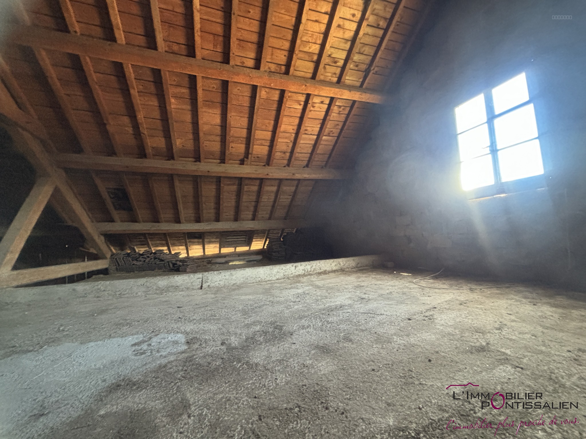 LABERGEMENT SAINTE MARIE : DUPLEX 115 M2. — photo 5