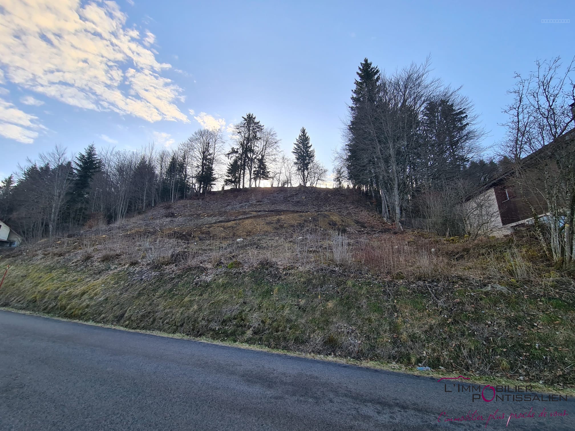 Terrain à vendre à Montperreux, 1 440 m² – photo 1 sur 5