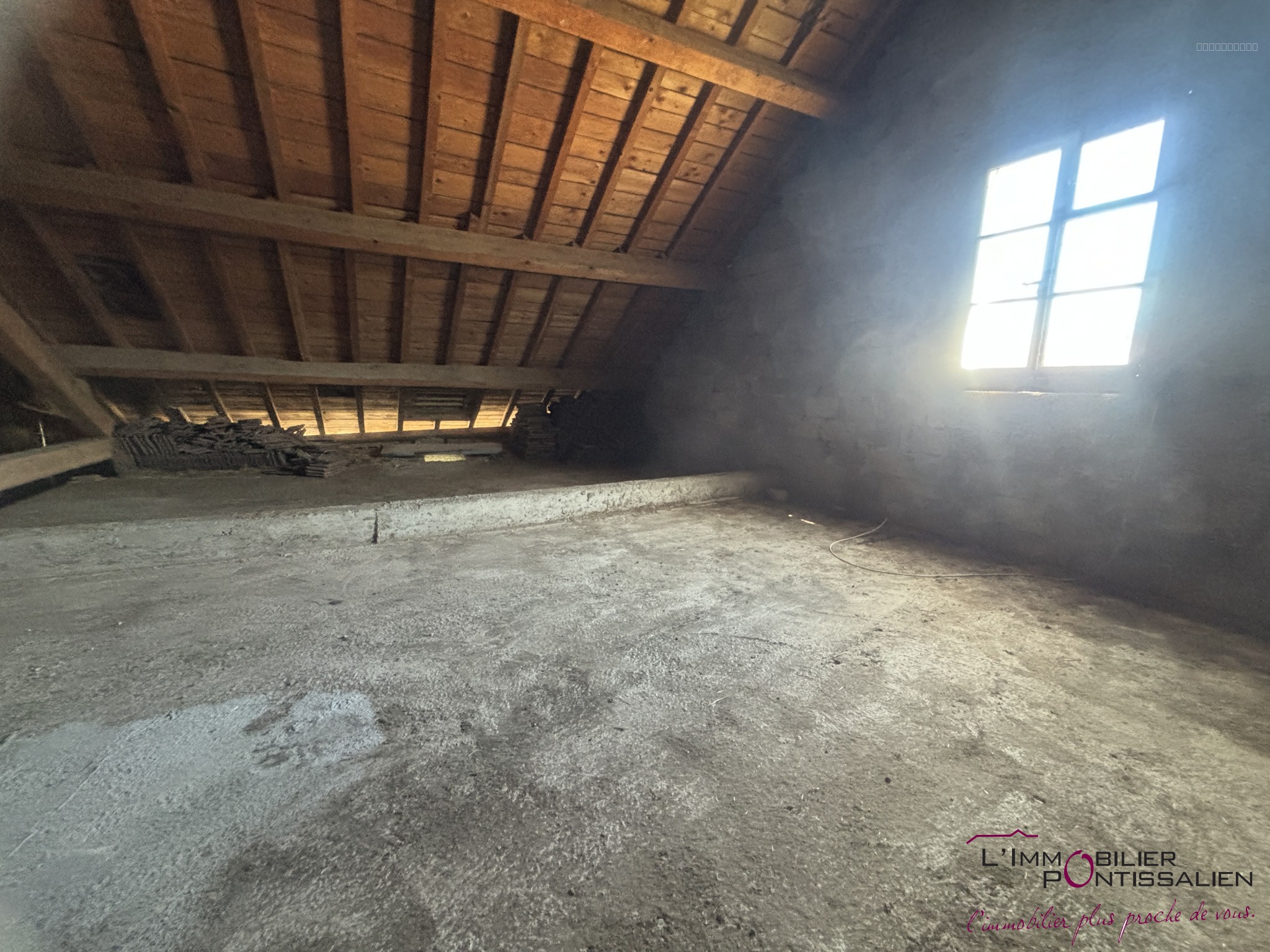LABERGEMENT SAINTE MARIE : DUPLEX 115 M2. — photo 7