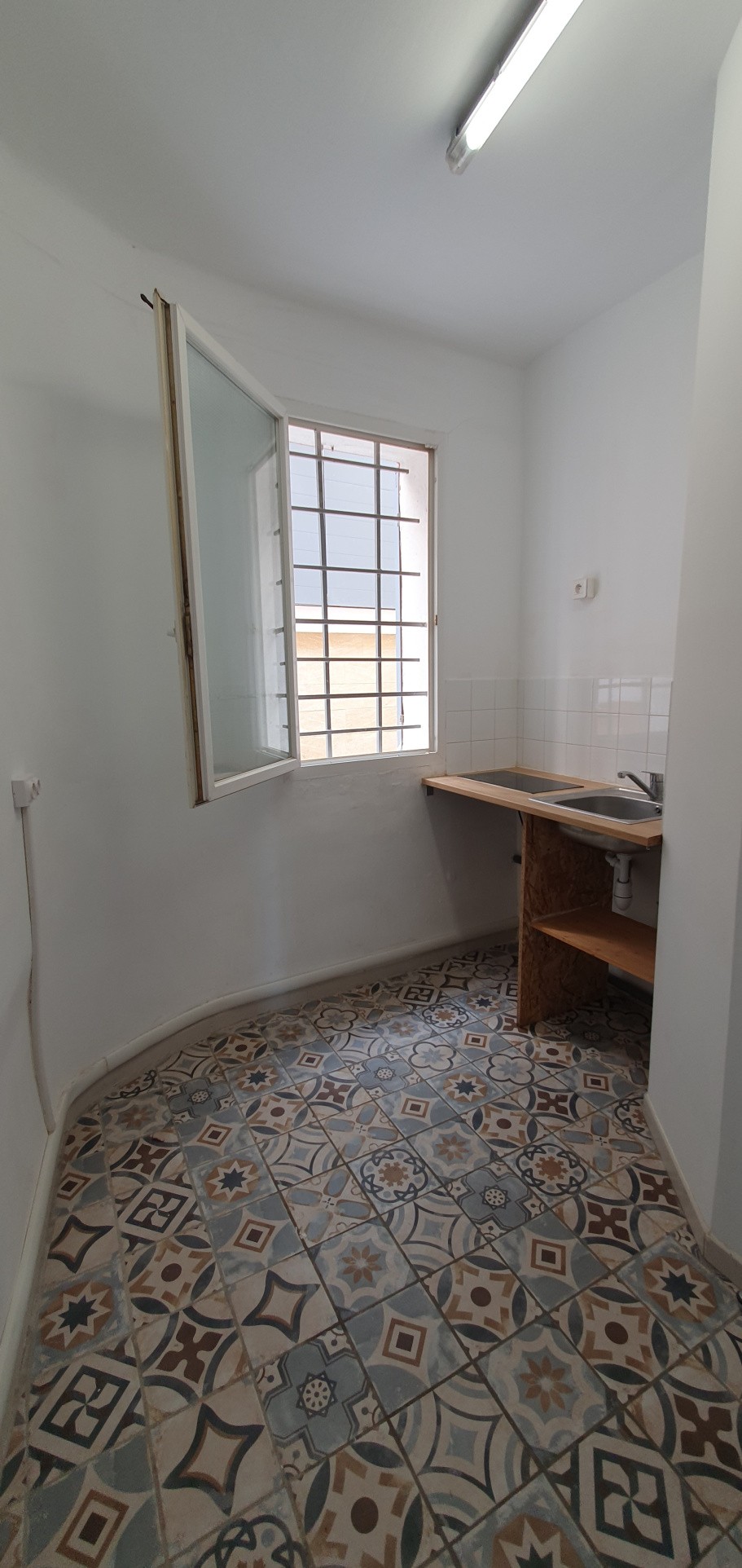 Studio à vendre à La ciotat, 30,03 m², 1 pièce – photo 2 sur 4