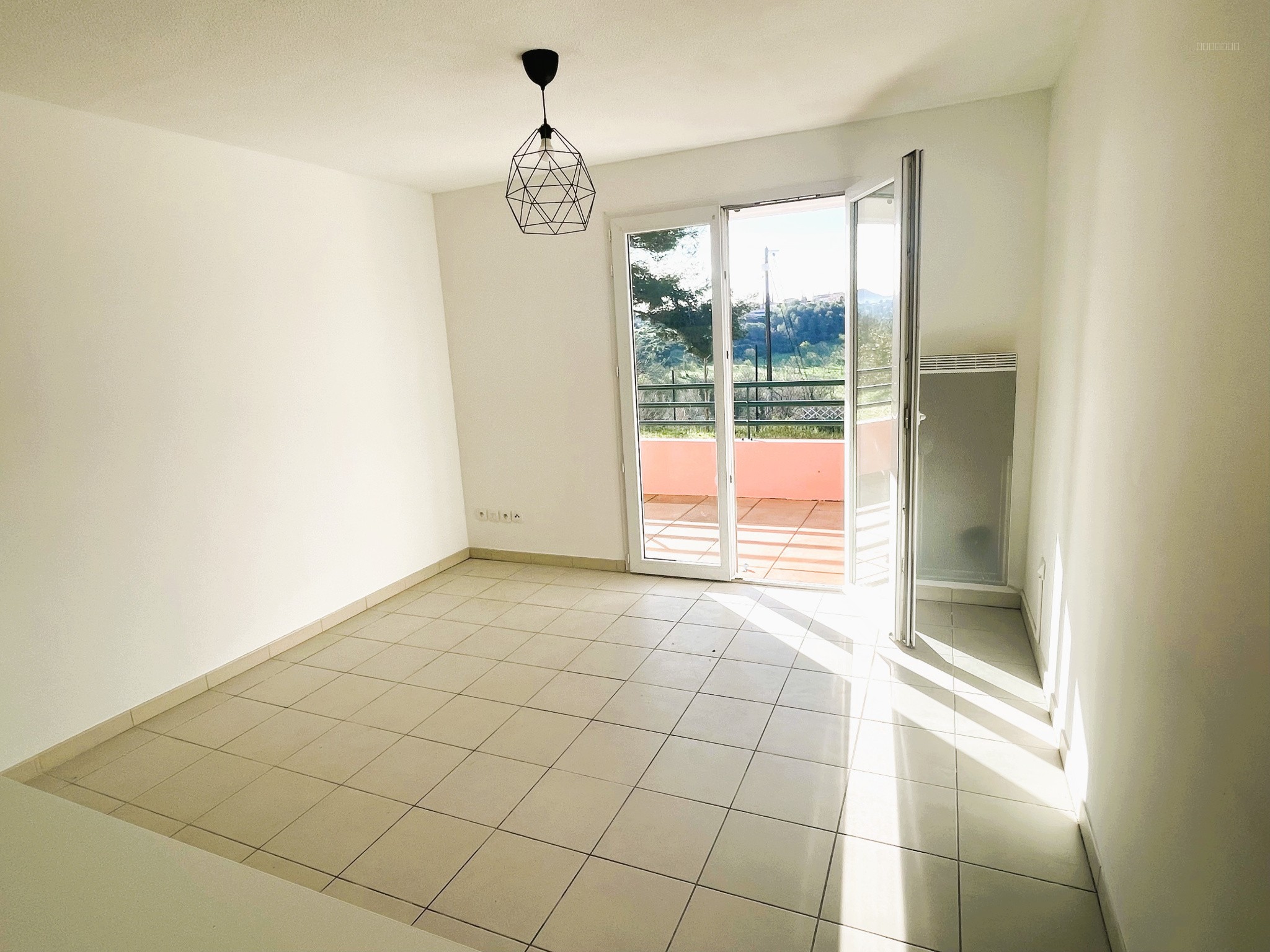 Appartement à vendre à Marseille, 60 m², 3 pièces – photo 3 sur 16