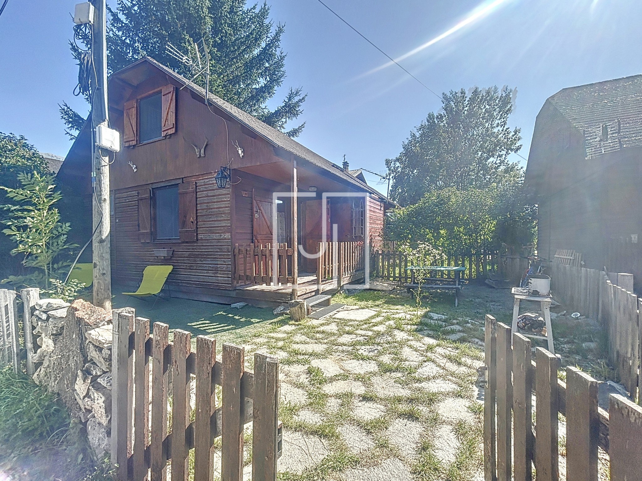 Bien immobilier à vendre à Jausiers, 61 m², 2 pièces – photo 2 sur 16