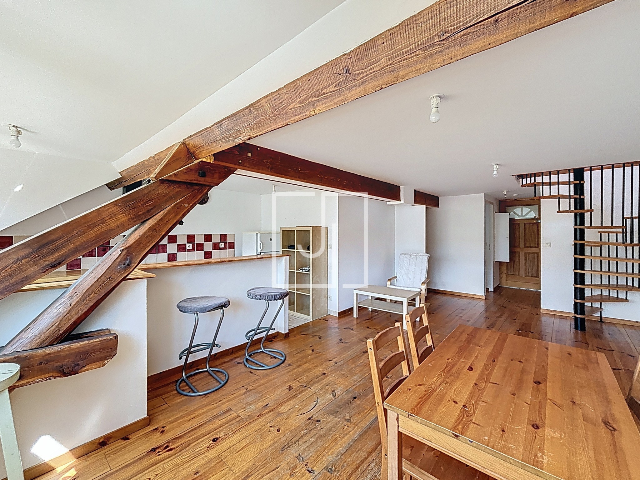 Bien immobilier à vendre à Jausiers, 55 m², 3 pièces – photo 2 sur 11