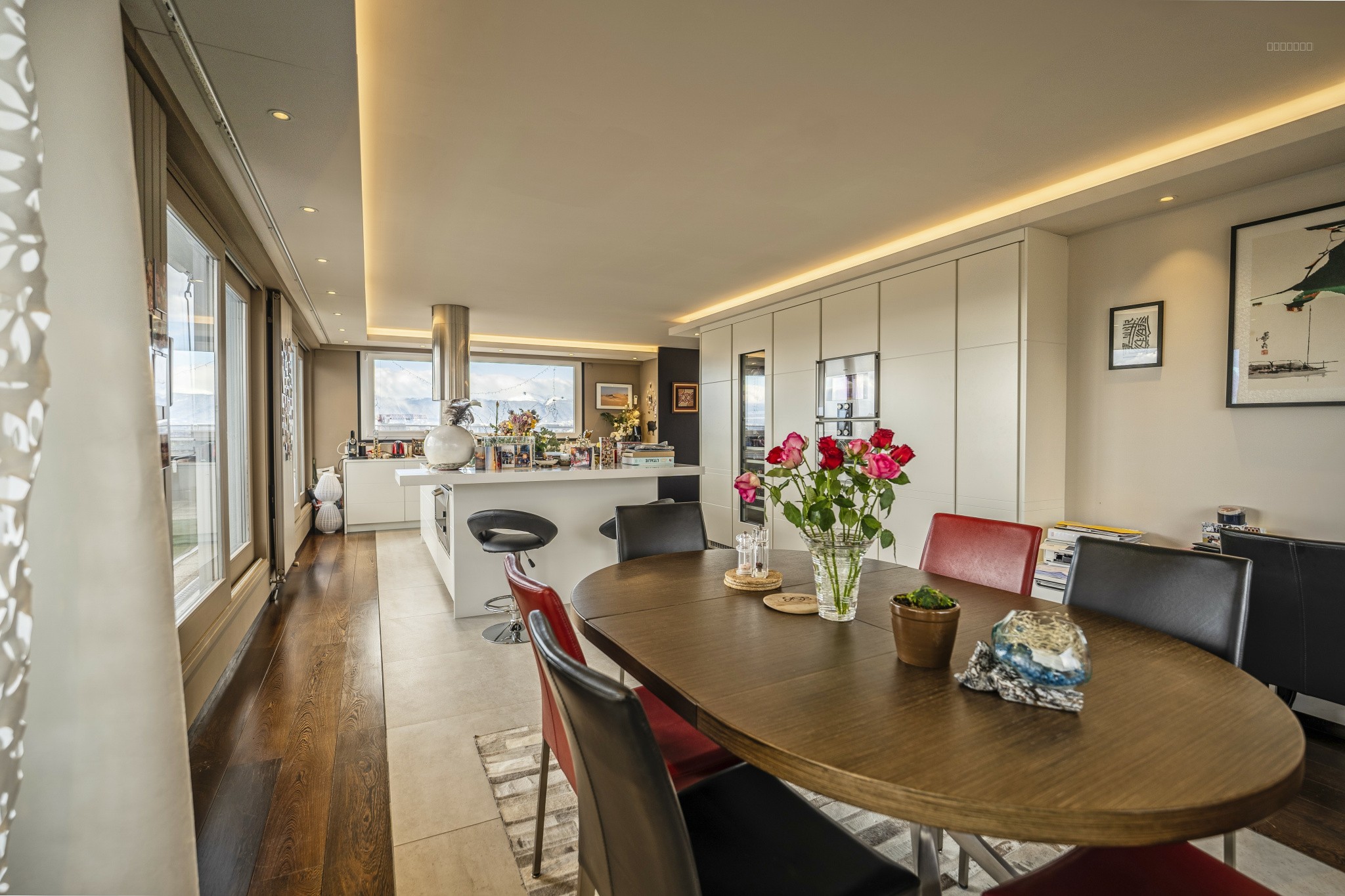 Bien immobilier à vendre à Geneve, 230 m², 9 pièces – photo 1 sur 20