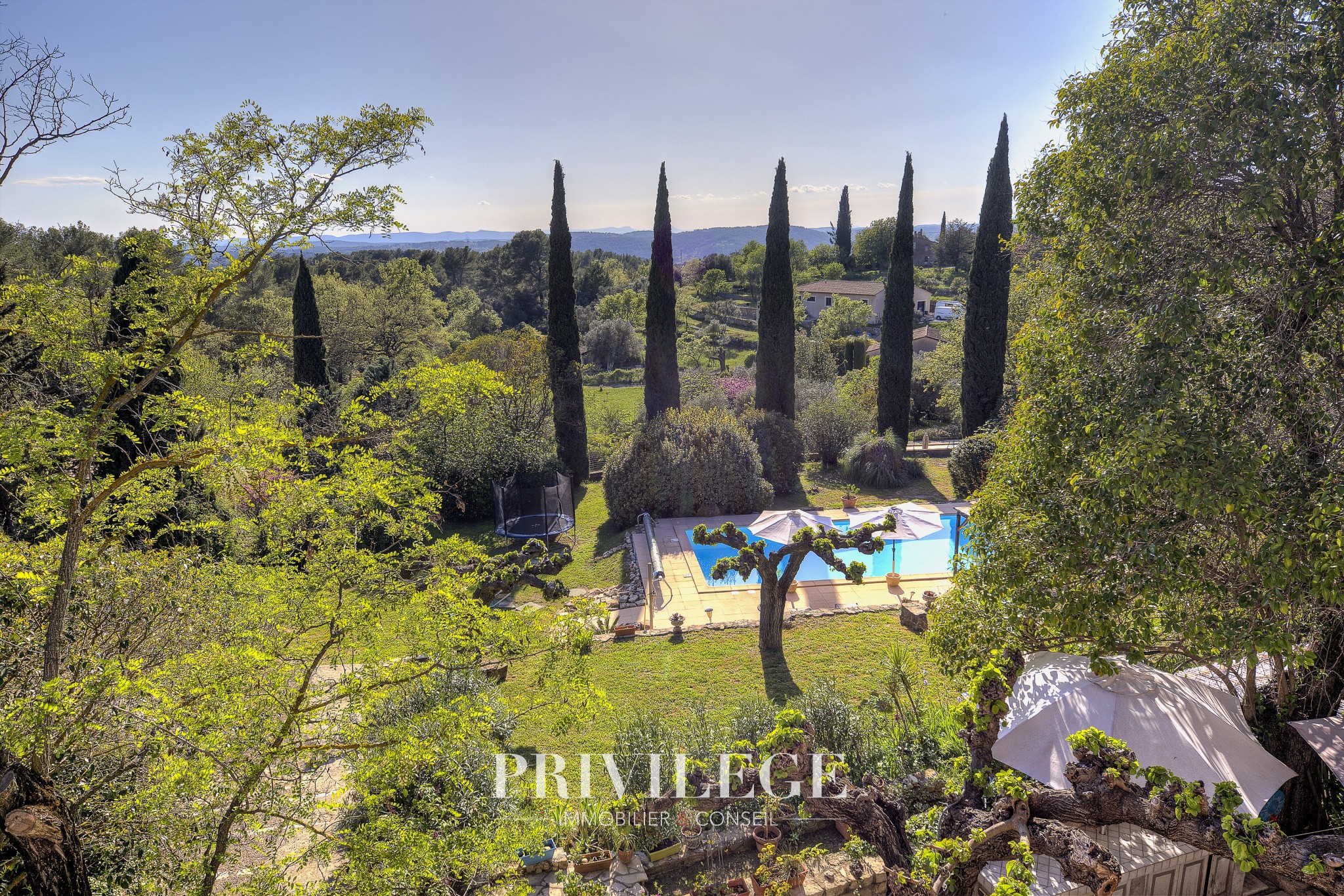 Charme et Caractère : Bastide en Pierre avec Piscine et Parc à Draguignan — photo 1