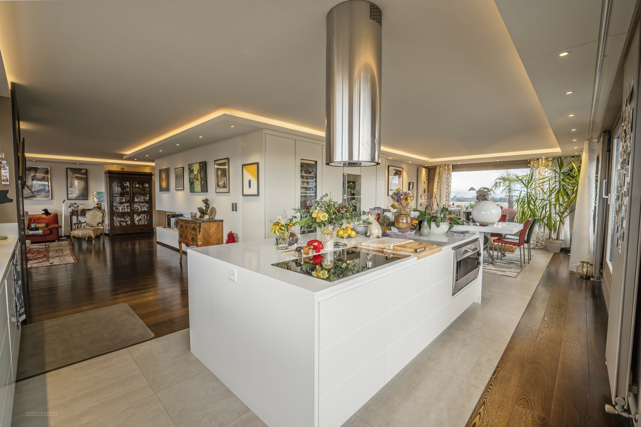 Bien immobilier à vendre à Geneve, 230 m², 9 pièces – photo 2 sur 20