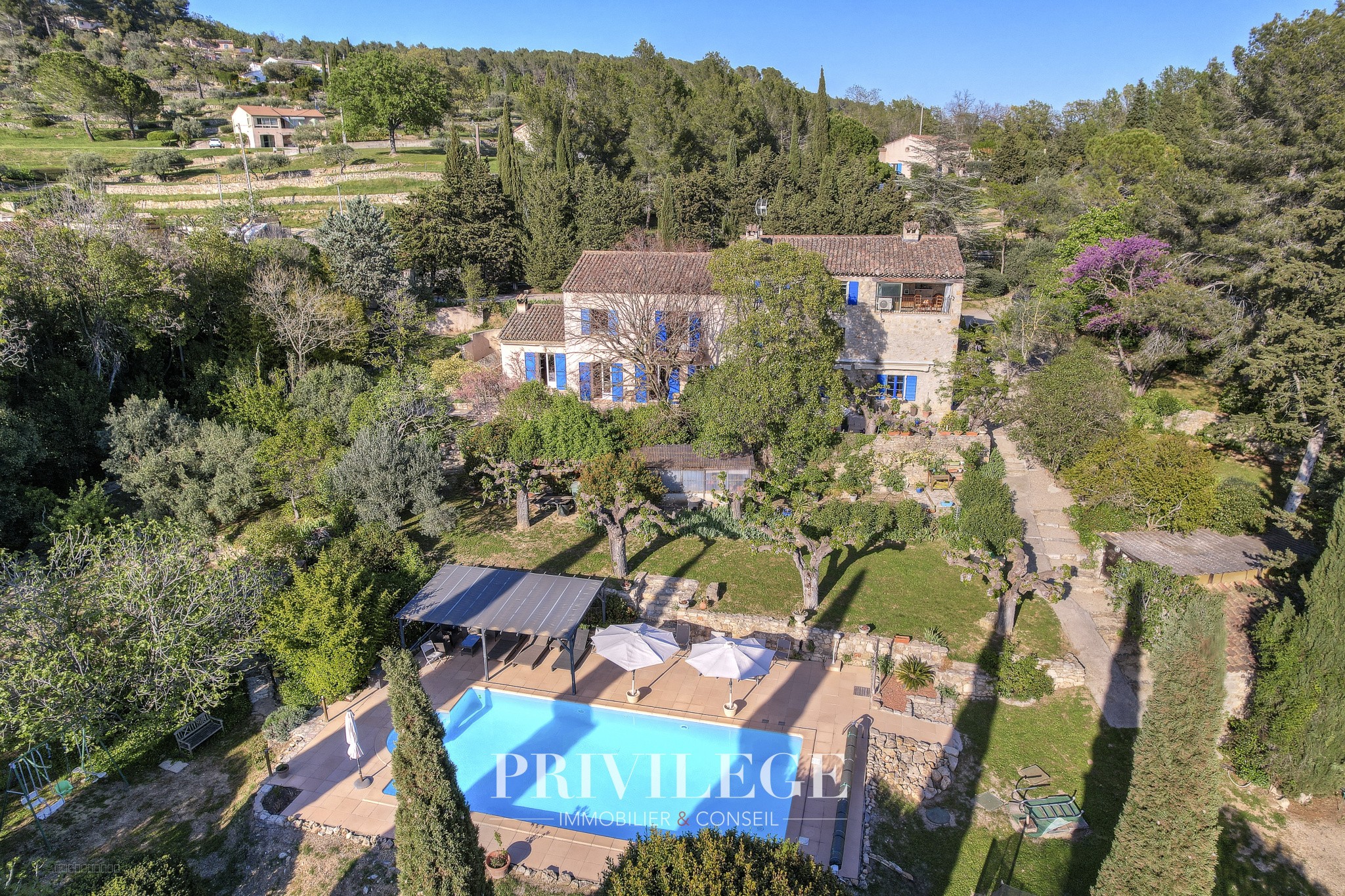 Bien immobilier à vendre à Draguignan, 18,8 m², 11 pièces – photo 2 sur 20