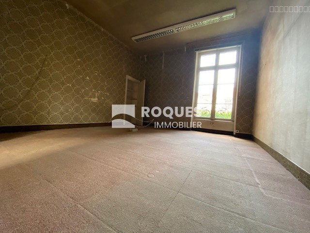 A VENDRE BUREAUX OU INVESTISSEMENT EN CENTRE VILLE- 265 M2 — photo 13