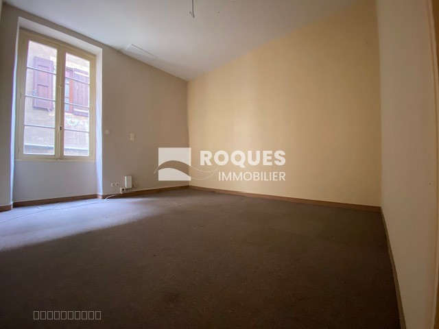 A VENDRE BUREAUX OU INVESTISSEMENT EN CENTRE VILLE- 265 M2 — photo 4