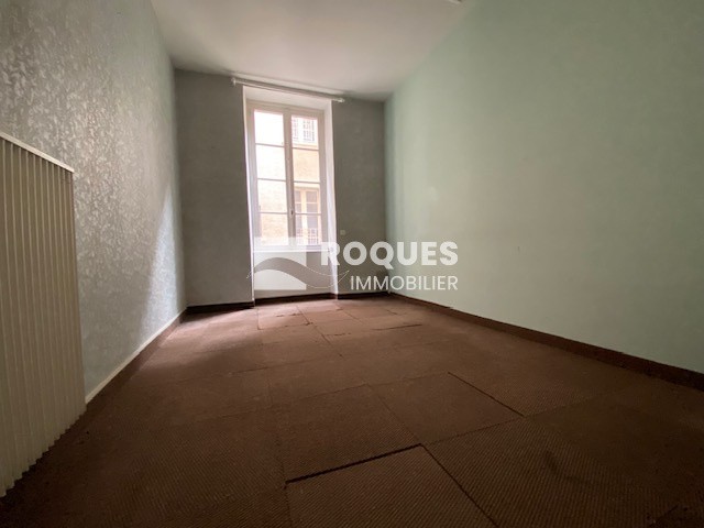A VENDRE BUREAUX OU INVESTISSEMENT EN CENTRE VILLE- 265 M2 — photo 8