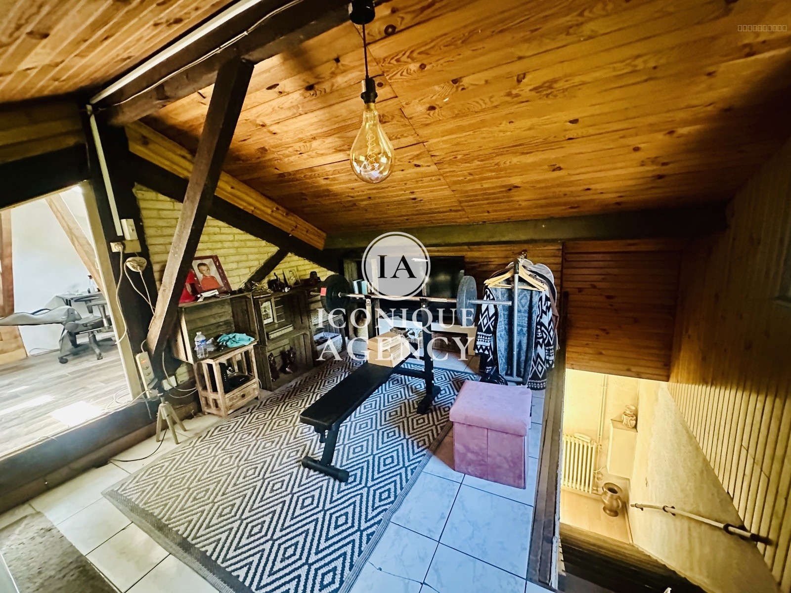 À VENDRE  EN EXCLU  MAISON INDIVIDUELLE À MOUGINS   À RAFRAÎCHIR — photo 9