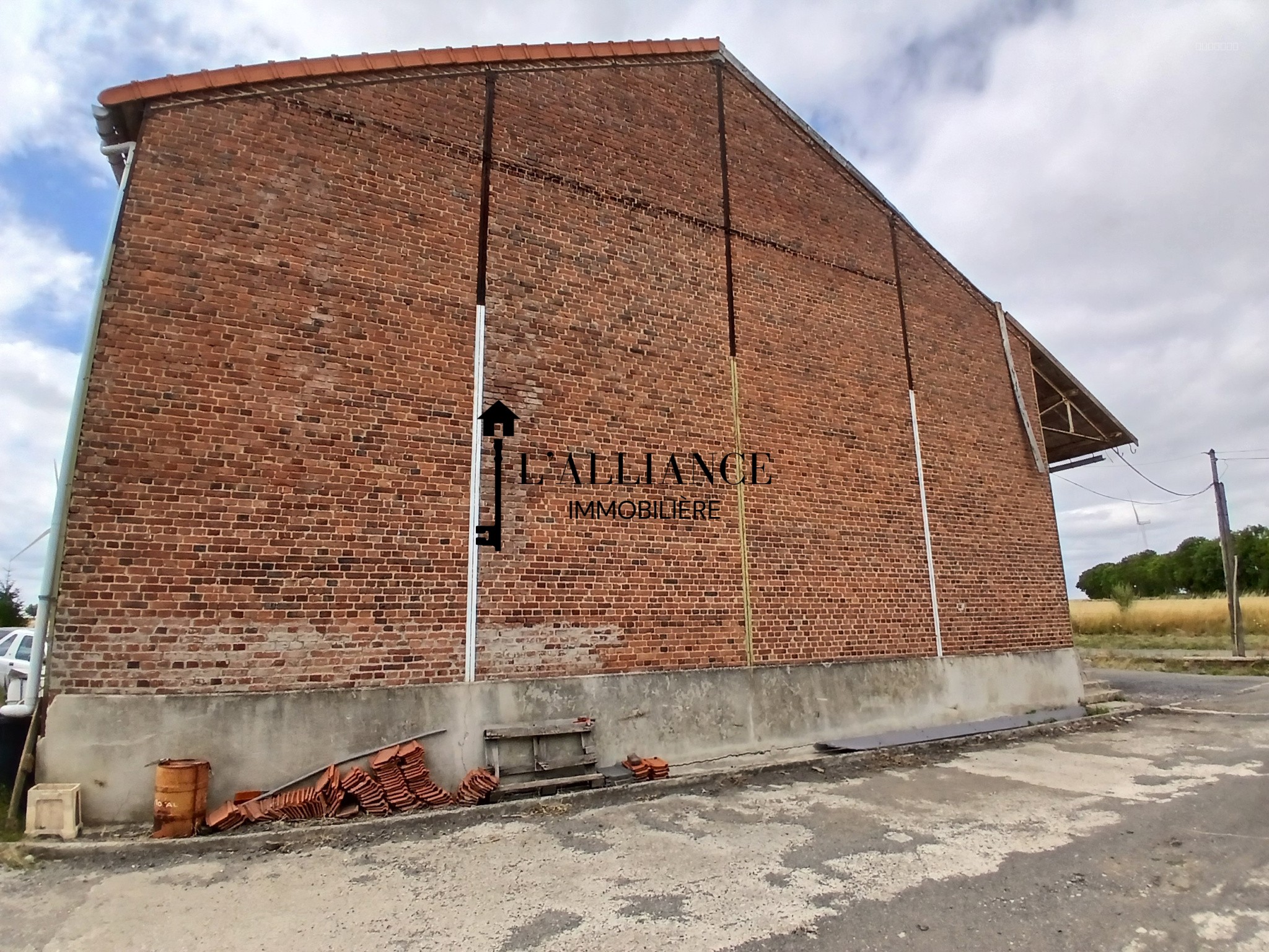 Maison à vendre à Vaulx vraucourt, 500 m² – photo 1 sur 4