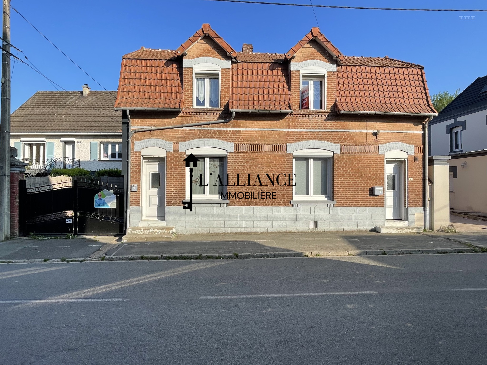 Maison à vendre à Croisilles, 131 m², 5 pièces – photo 1 sur 12